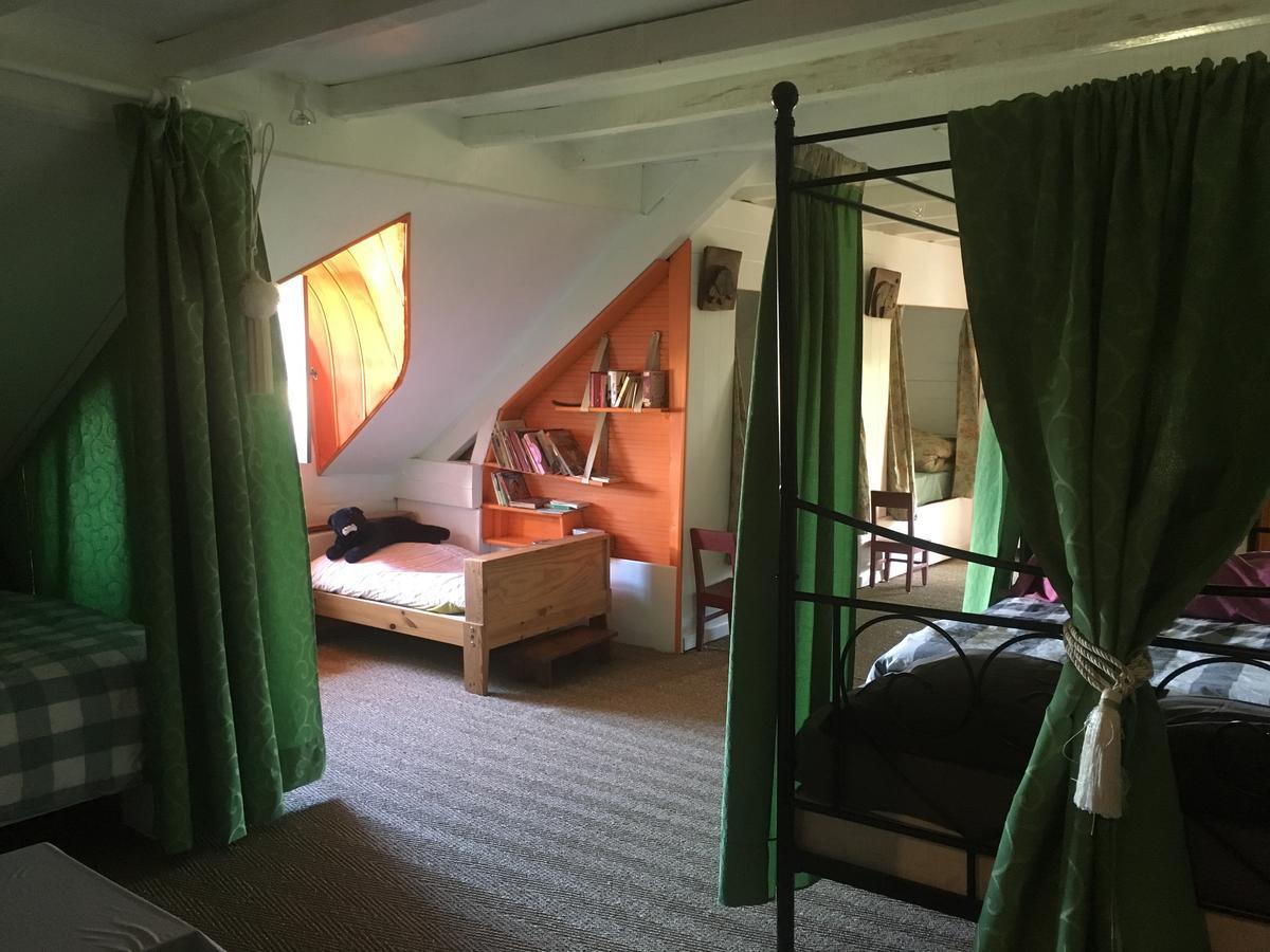 Chateau De La Chasse-Guerre Bed & Breakfast Hardanges Eksteriør bilde